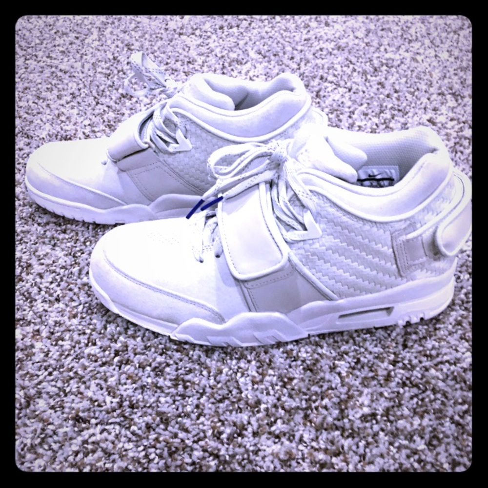 Victor Cruz Nike trainers